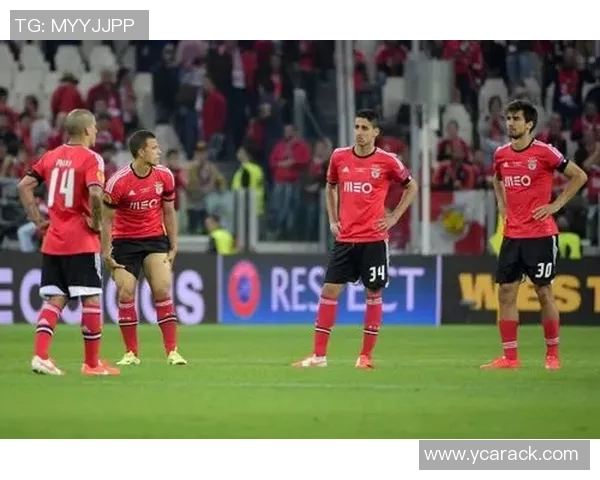 2025年全球十大足球球星排名盘点 谁是当今足坛最强球员 2025年全球十大足球球星排名盘点 谁是当今足坛最强球员