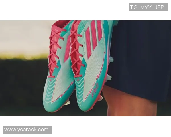 2025年足球球星战靴最新款式解析与性能评测全面升级 2025年足球球星战靴最新款式解析与性能评测全面升级