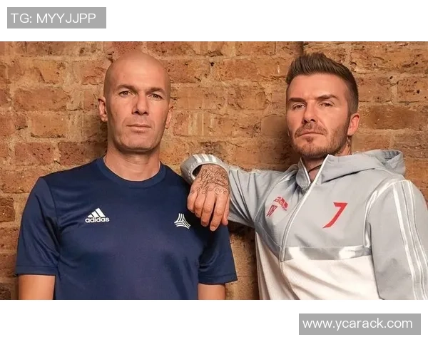 三位足球明星合影技巧如何拍摄出完美画面与氛围 三位足球明星合影技巧如何拍摄出完美画面与氛围