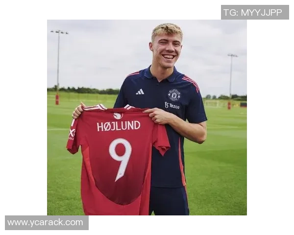 世界足球9号球星盘点 哪些传奇前锋穿过9号球衣