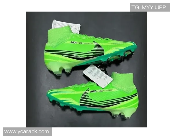 中端足球鞋助力球星赛场表现 实力与性价比兼备的最佳选择 中端足球鞋助力球星赛场表现 实力与性价比兼备的最佳选择