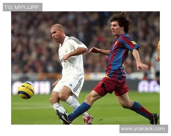 众星云集 足球巨星同框合照 展现辉煌瞬间与传奇风采 众星云集 足球巨星同框合照 展现辉煌瞬间与传奇风采