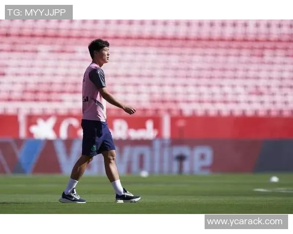 武磊年收入揭秘：足球明星在西甲的薪水与代言收入大盘点