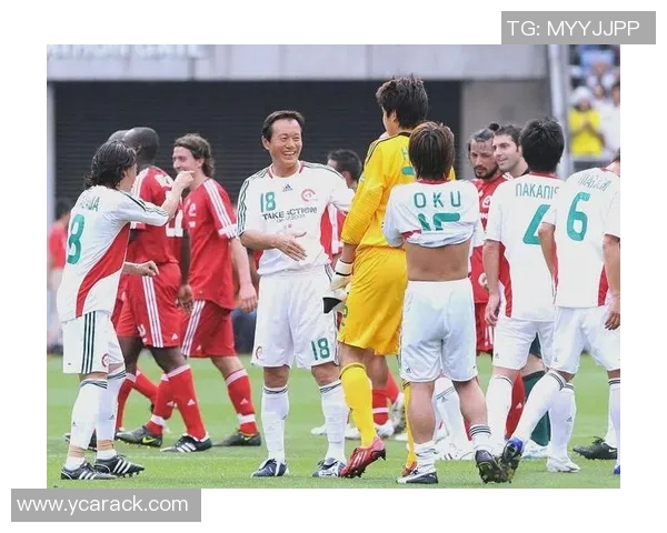 足球场上的传奇七号球星与荣耀之路:从崭露头角到世界巅峰 足球场上的传奇七号球星与荣耀之路:从崭露头角到世界巅峰